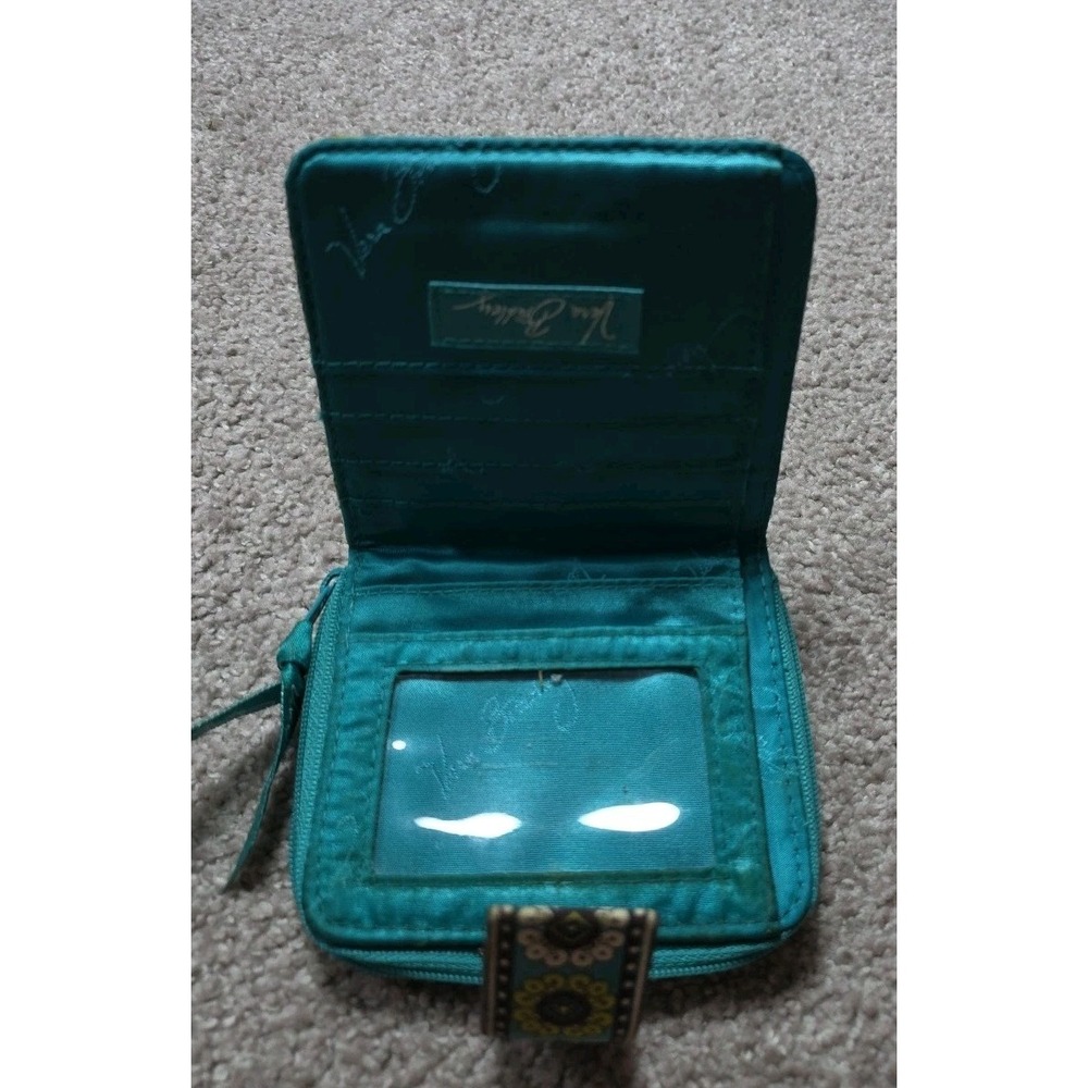 Vera Bradley Peacock Paisley Small Bi-Fold Wallet Snap - Picture 3 of 4